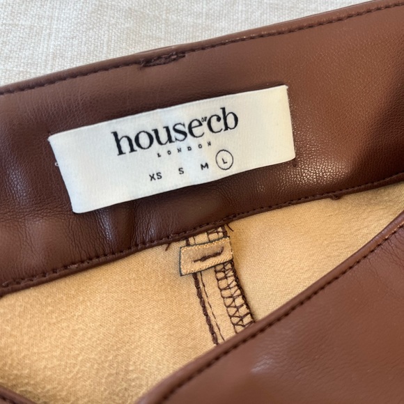 House of CB - Cora - Tan Vegan Leather Trousers - Size Large - Fits 10/12 - Picture 3 of 5